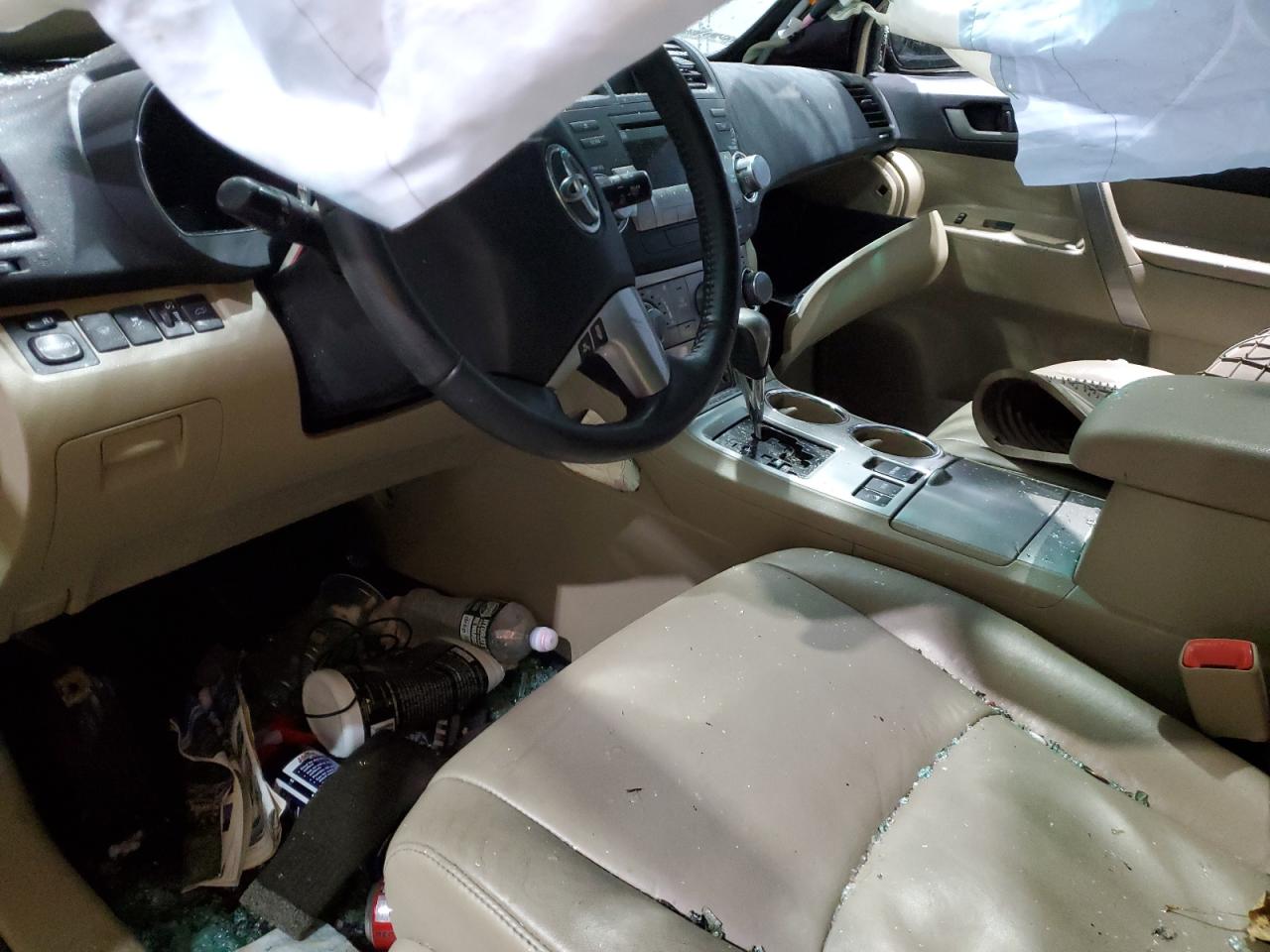 2011 Toyota Highlander VIN 5TDBK3EH1BS069587 Copart auction photo, all over damage thumbnail 8