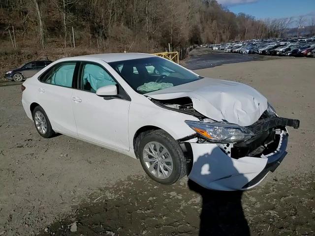 2016 Toyota Camry VIN 4T1BF1FK7GU266698 Copart auction photo, front end / minor dent/scratches damage thumbnail 13