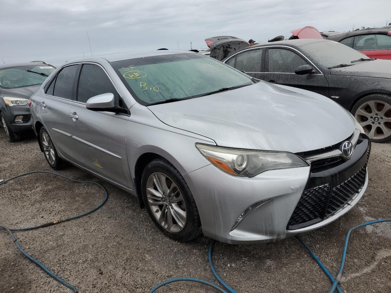 2015 Toyota Camry VIN 4T1BF1FK7FU052986 Copart auction photo, water/flood damage thumbnail 4