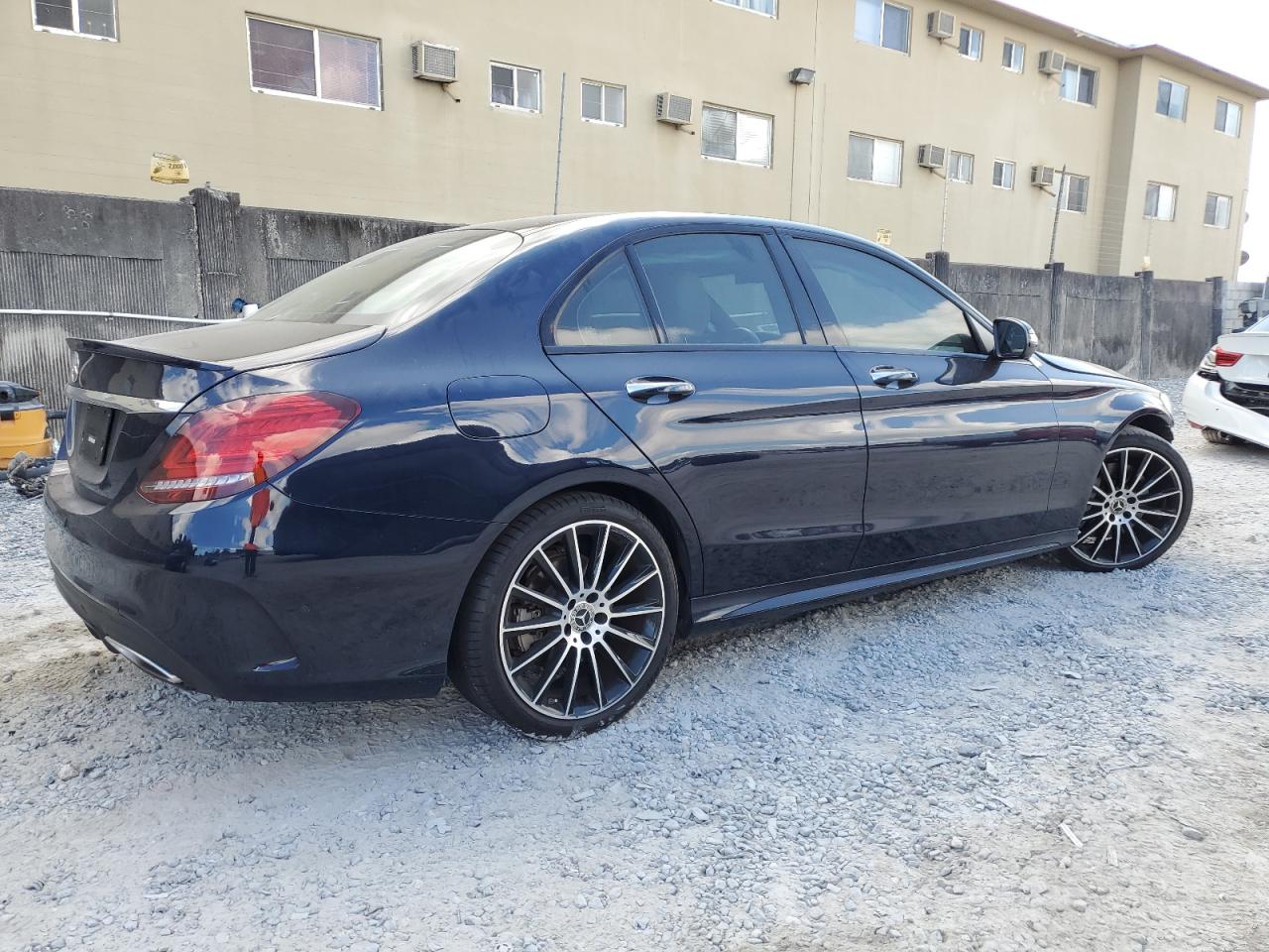 2020 Mercedes-Benz C-klasse VIN 55SWF8DB6LU333584 Copart auction photo, front end damage thumbnail 3