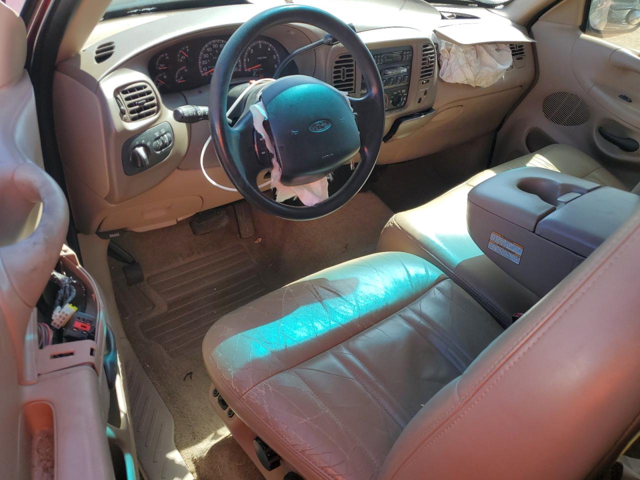 1997 Ford F-150 VIN 1FTDX1761VNB06772 Copart auction photo, front end / minor dent/scratches damage thumbnail 8