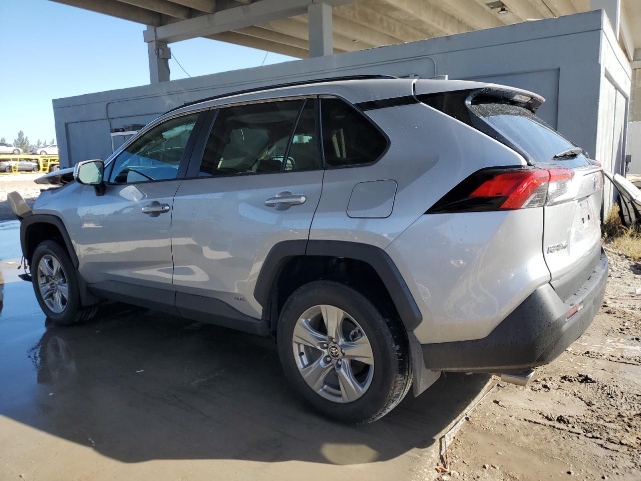 2024 Toyota RAV 4 VIN 2T3RWRFV6RW202332 Copart auction photo, front end / minor dent/scratches damage thumbnail 2