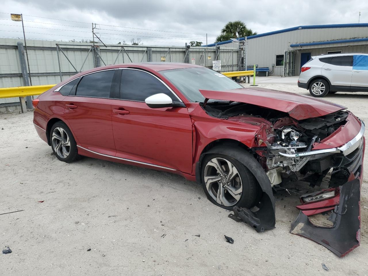 2019 Honda Accord VIN 1HGCV1F57KA091600 Copart auction photo, front end / minor dent/scratches damage thumbnail 4