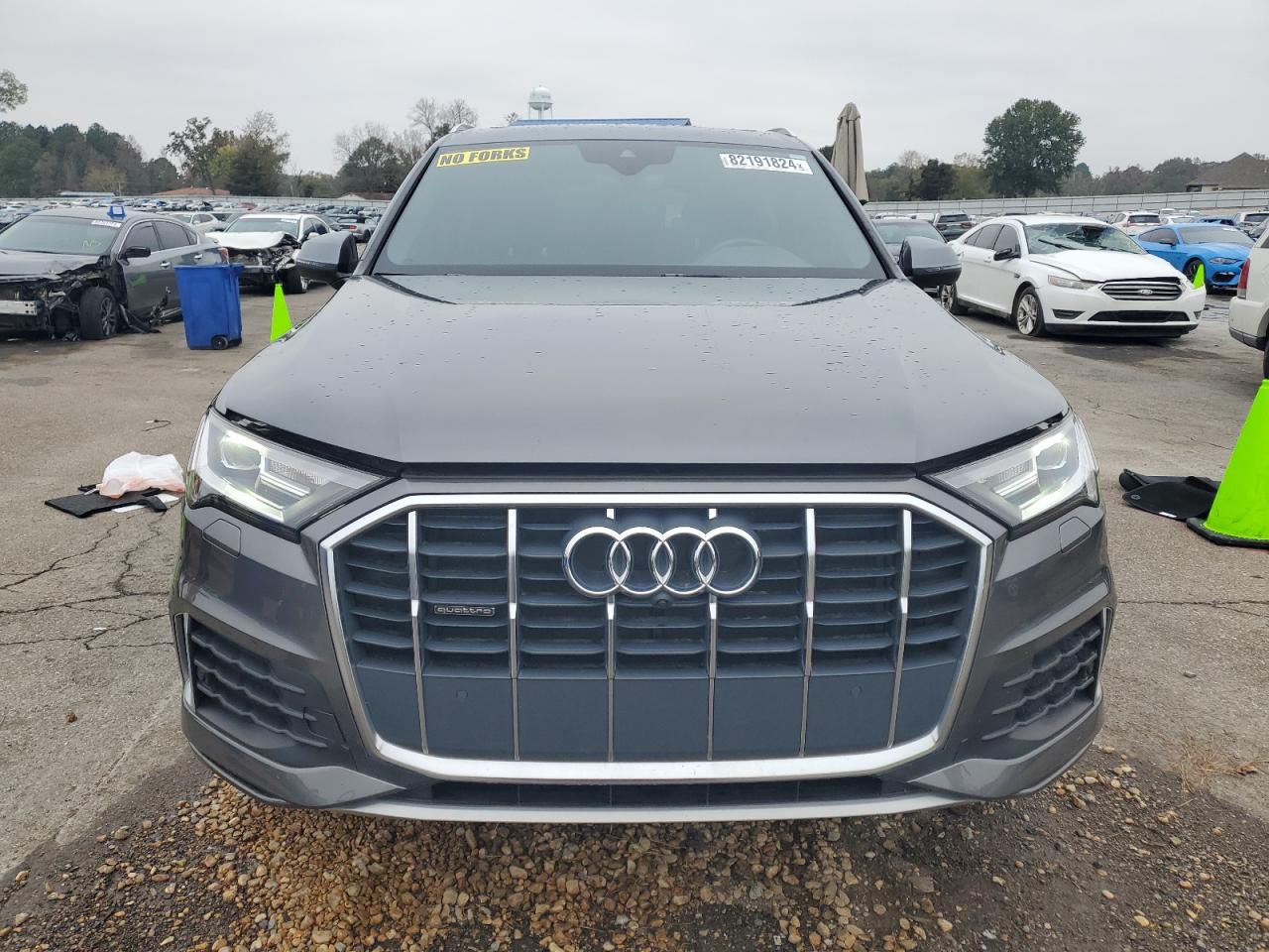 2021 Audi Q7 VIN WA1LJAF71MD015264 Copart auction photo, rear end / partial repair damage thumbnail 5