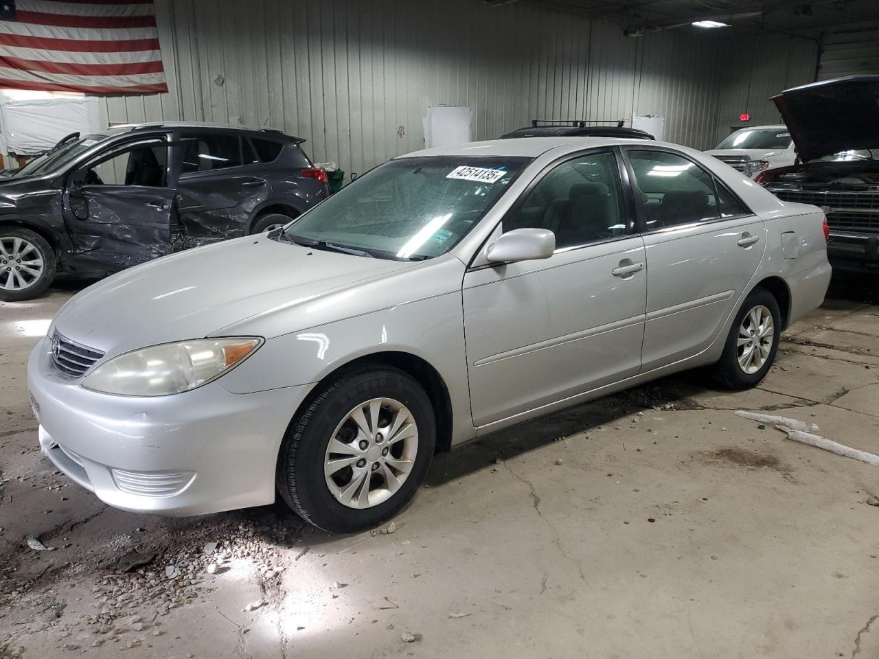 2005 Toyota Camry VIN 4T1BF32K85U109552