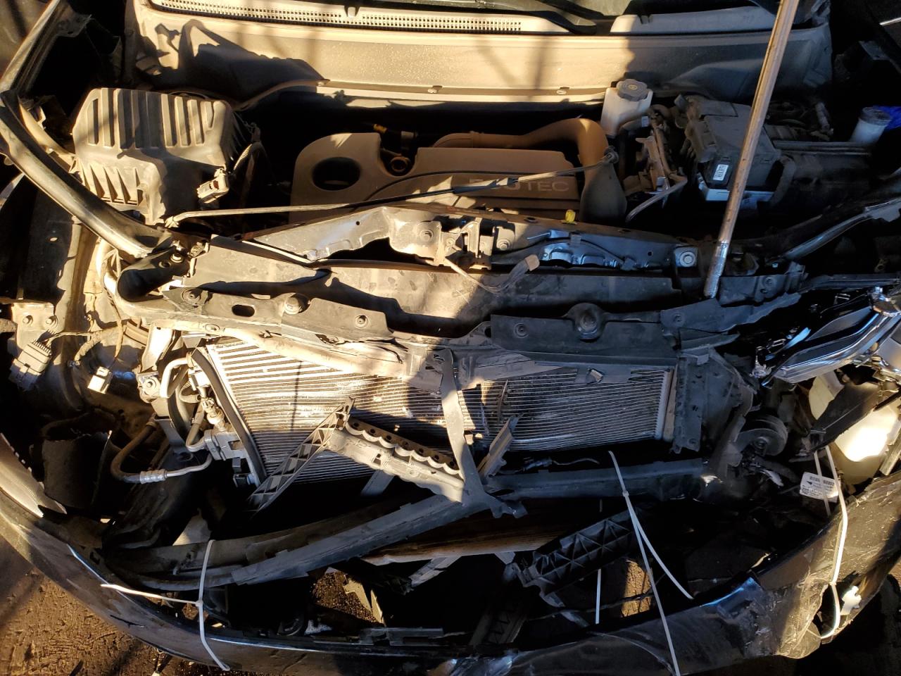 2020 Chevrolet Equinox VIN 2GNAXNEV8L6150572 Copart auction photo, front end damage thumbnail 12