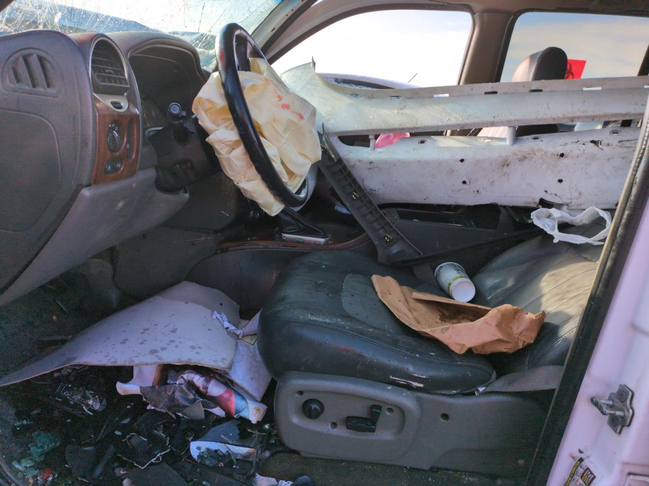 2004 GMC Envoy VIN 1GKET16S546212136 Copart auction photo, front end damage thumbnail 7