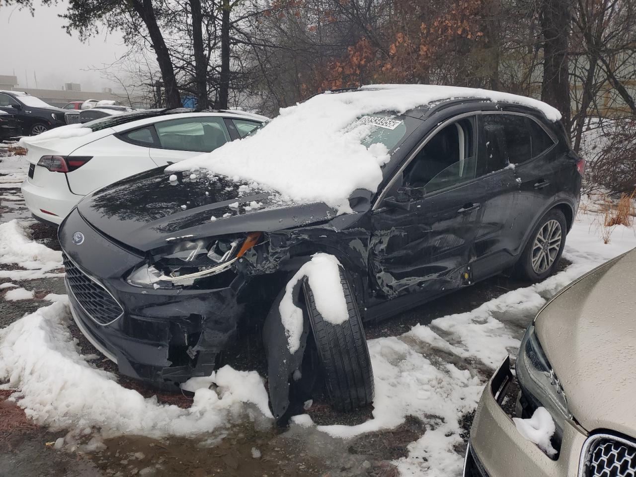 2021 Ford Escape VIN 1FMCU0H63MUA52047