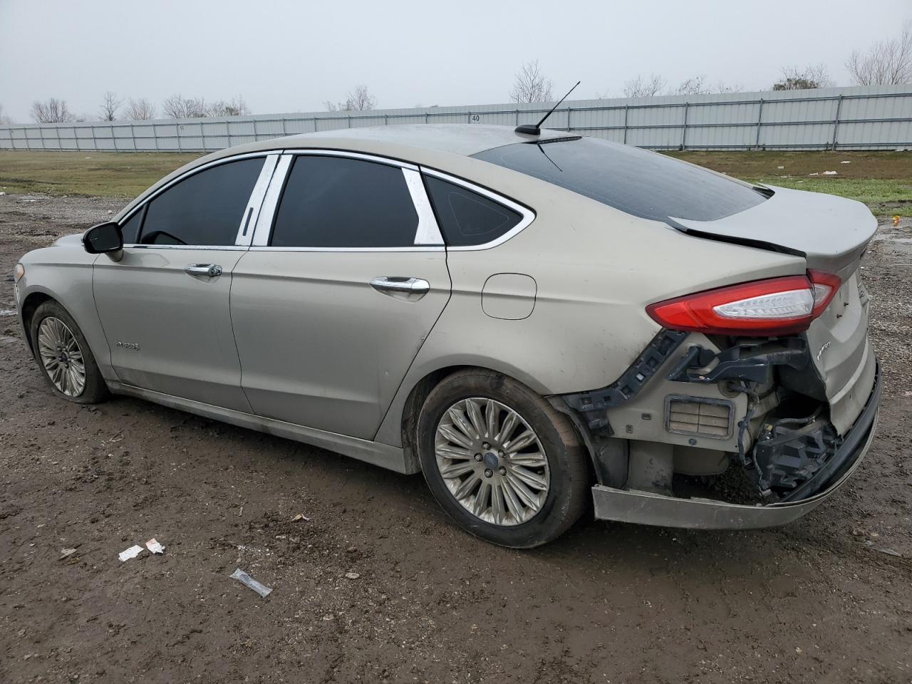 2015 Ford Fusion VIN 3FA6P0LUXFR266841 Copart auction photo, front end / rear end damage thumbnail 2