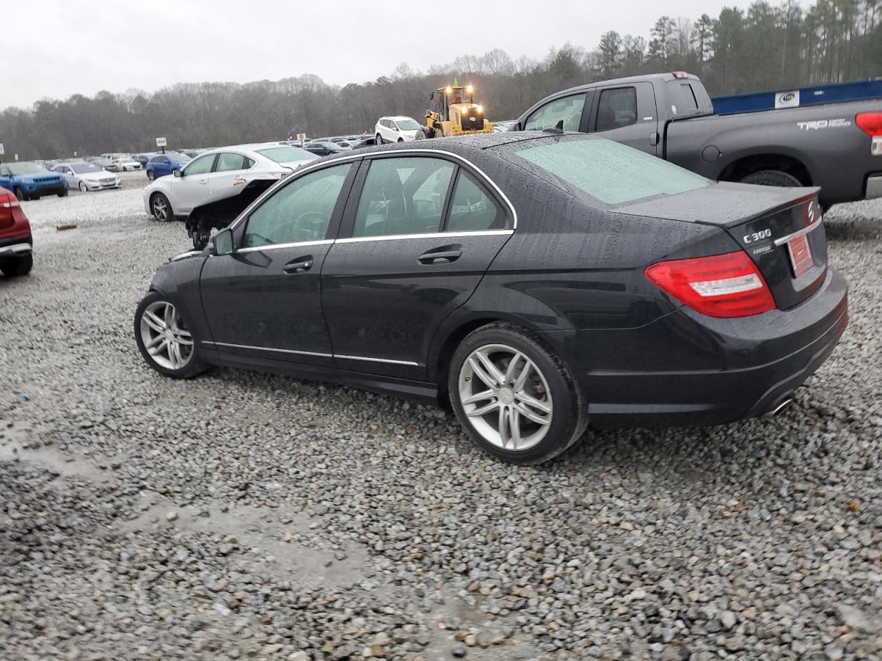 2013 Mercedes-Benz C-klasse VIN WDDGF8AB4DA811351 Copart auction photo, front end / undercarriage damage thumbnail 2