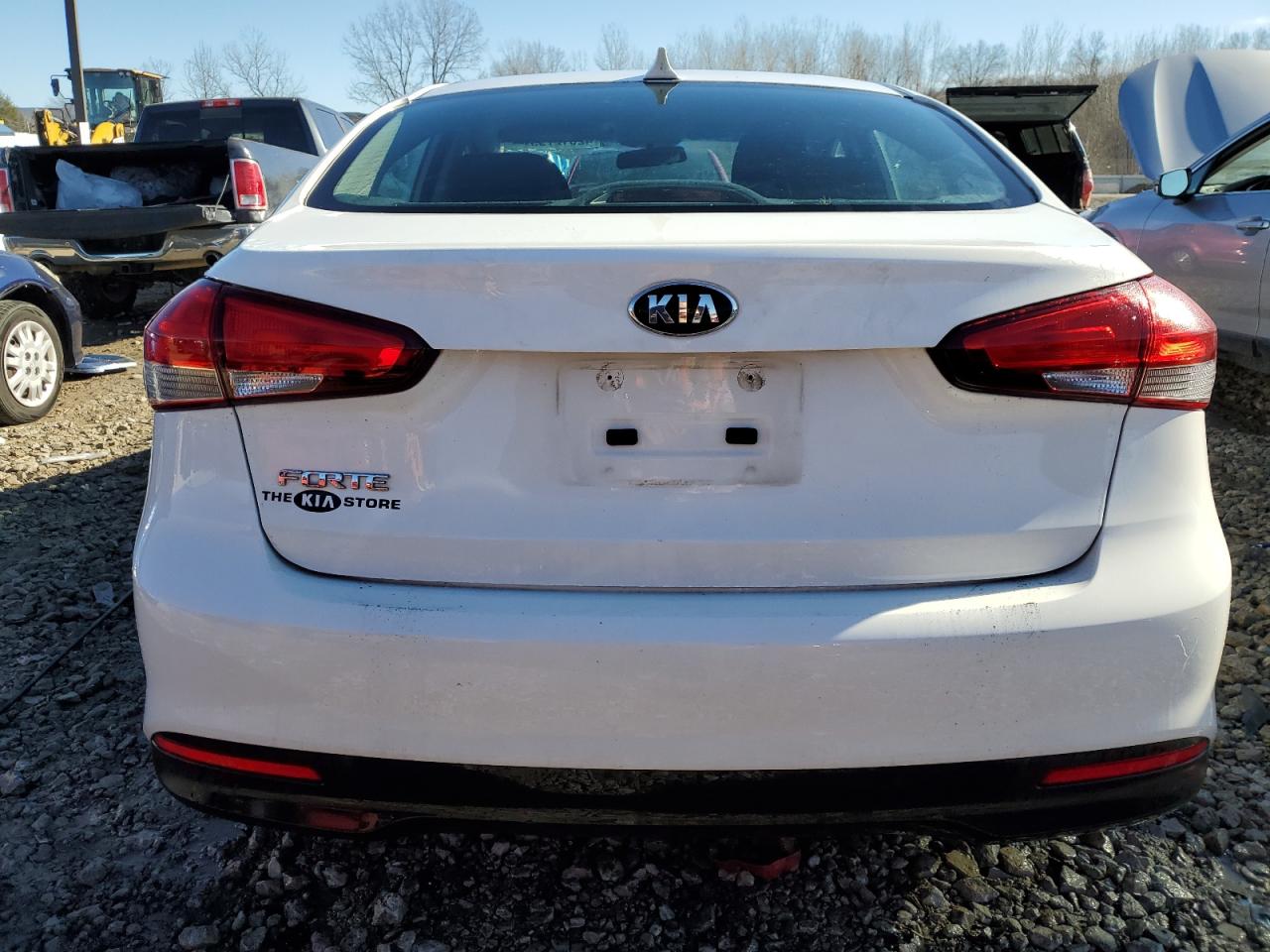 2017 KIA Forte VIN 3KPFK4A79HE038935 Copart auction photo, front end damage thumbnail 6