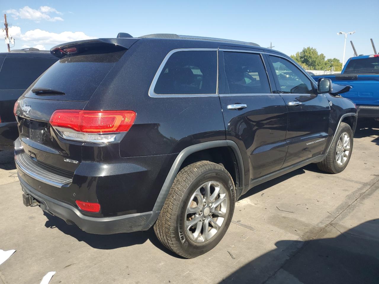 2015 Jeep Grand Cherokee VIN 1C4RJFBG7FC697479 Copart auction photo, front end / hail damage thumbnail 3