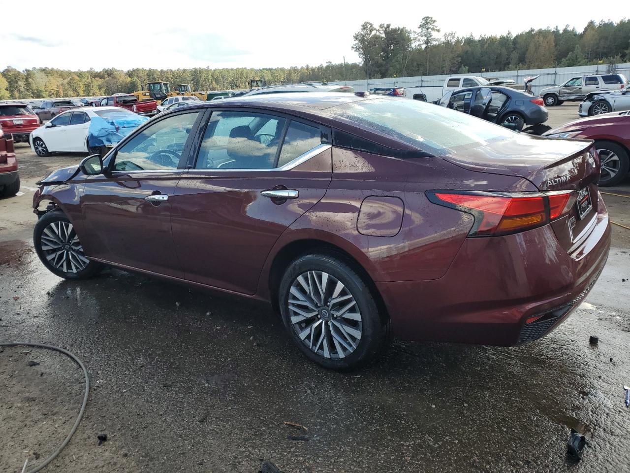 2024 Nissan Altima VIN 1N4BL4DW4RN364059 Copart auction photo, front end damage thumbnail 2