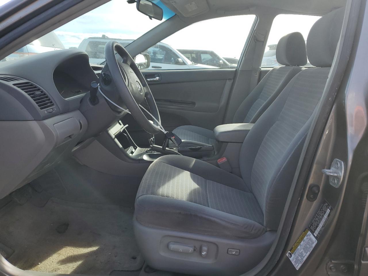 2005 Toyota Camry VIN 4T1BE32K25U634495 Copart auction photo, front end / side damage thumbnail 7