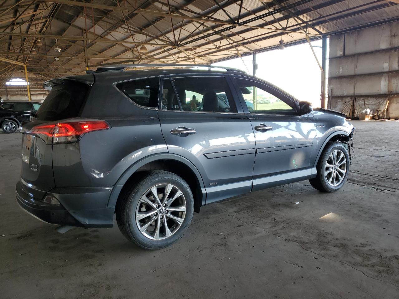2018 Toyota RAV 4 VIN JTMDJREV2JD229717 Copart auction photo, front end damage thumbnail 3