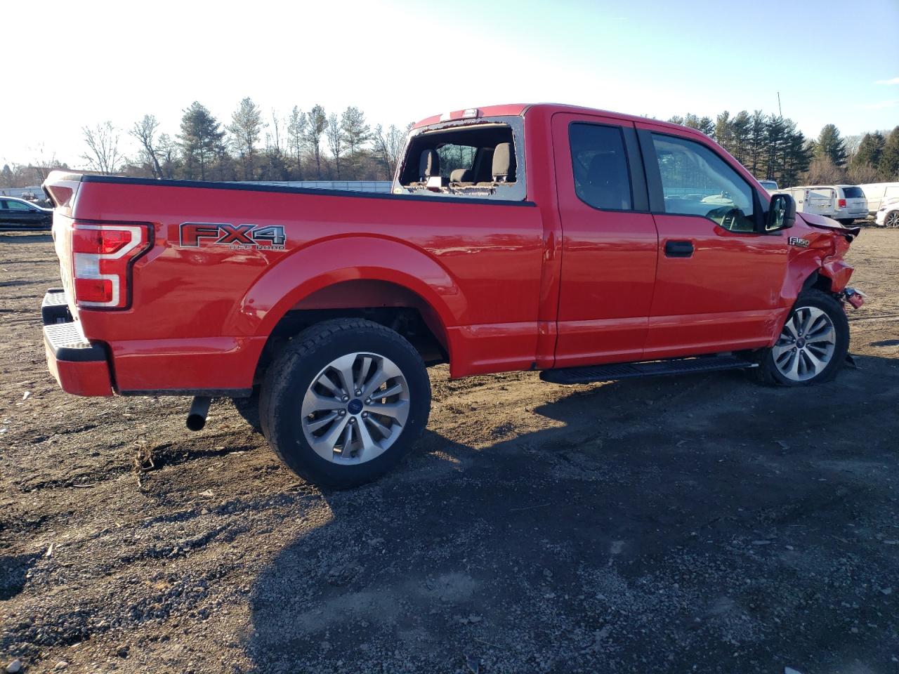 2018 Ford F-150 VIN 1FTFX1EG4JFC22198 Copart auction photo, front end / minor dent/scratches damage thumbnail 3