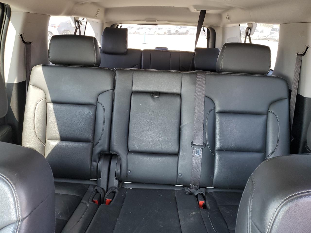2016 Chevrolet Suburban VIN 1GNSCHKC7GR231111 Copart auction photo, front end / side damage thumbnail 10