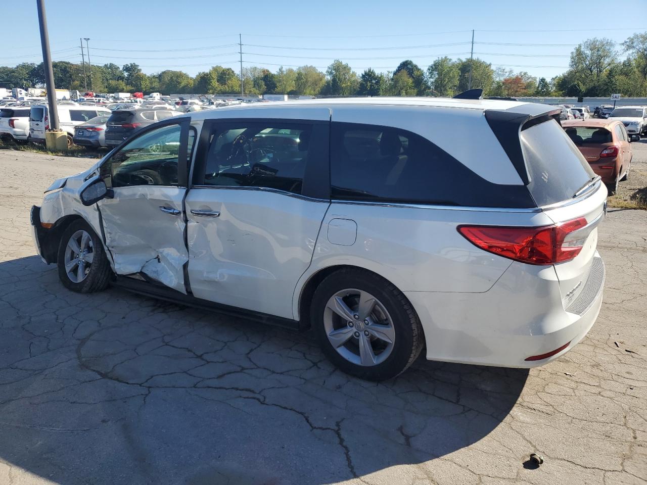 2020 Honda Odyssey VIN 5FNRL6H76LB060793 Copart auction photo, front end / side damage thumbnail 2