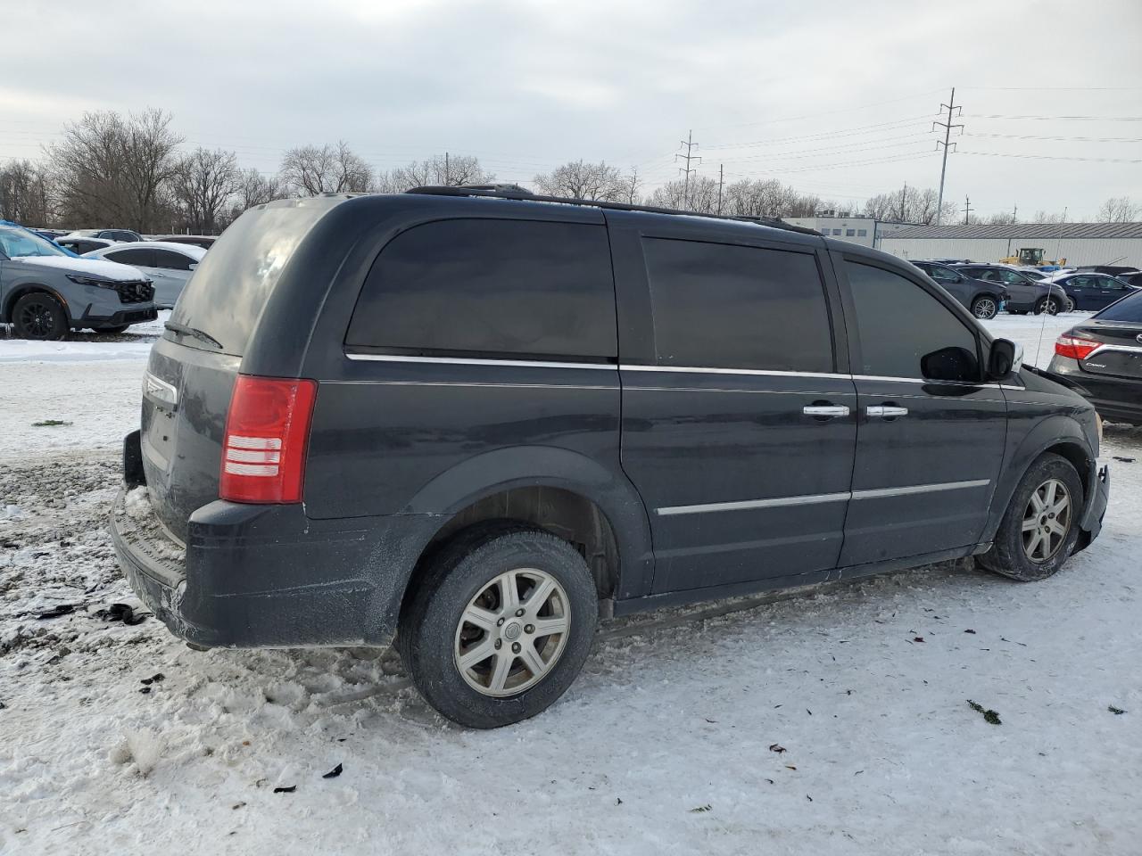 2010 Chrysler Town & Country VIN 2A4RR5D11AR413852 Copart auction photo, front end damage thumbnail 3