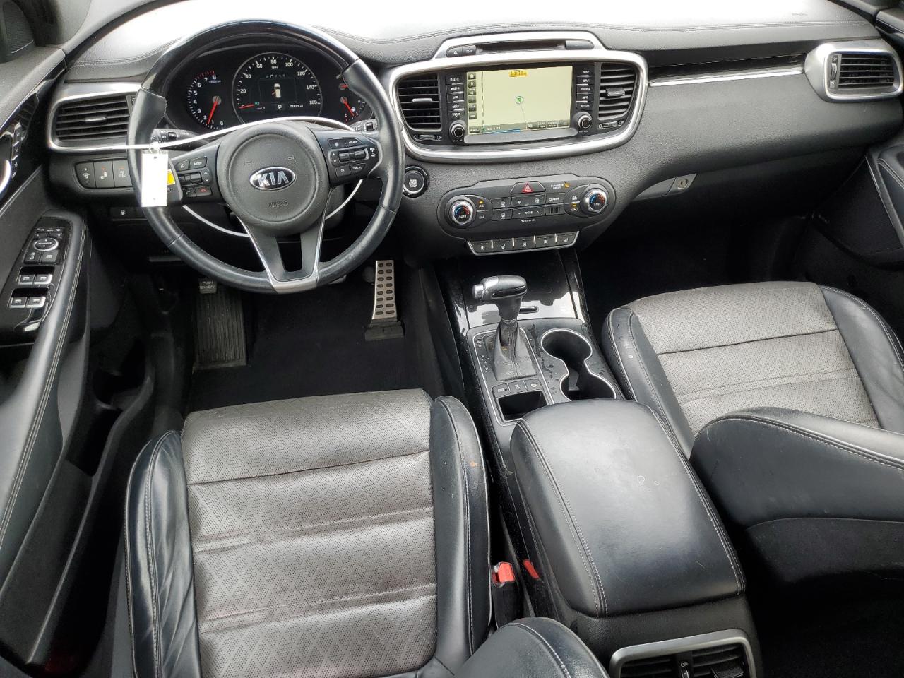 2016 KIA Sorento VIN 5XYPKDA52GG152814 Copart auction photo, front end damage thumbnail 8
