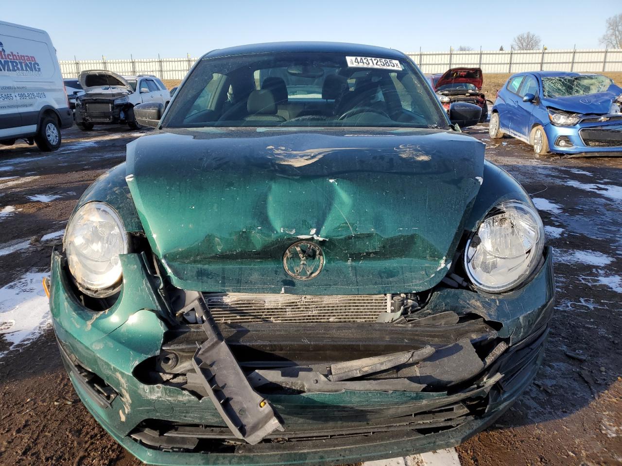 2018 Volkswagen Beetle VIN 3VWFD7AT7JM700755 Copart auction photo, front end damage thumbnail 5