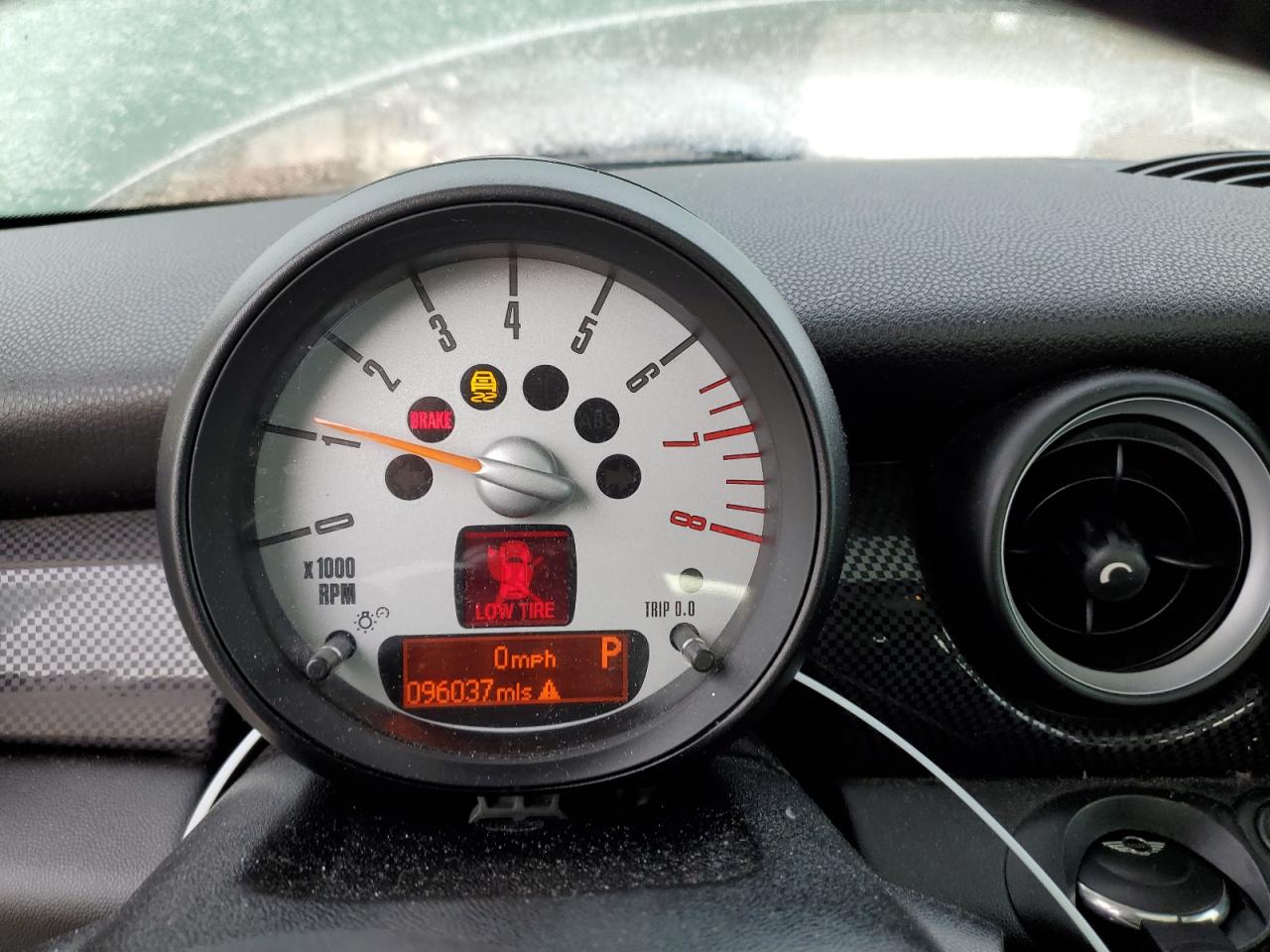 2013 MINI Cooper VIN WMWSV3C5XDT391534 Copart auction photo, front end / side damage thumbnail 9