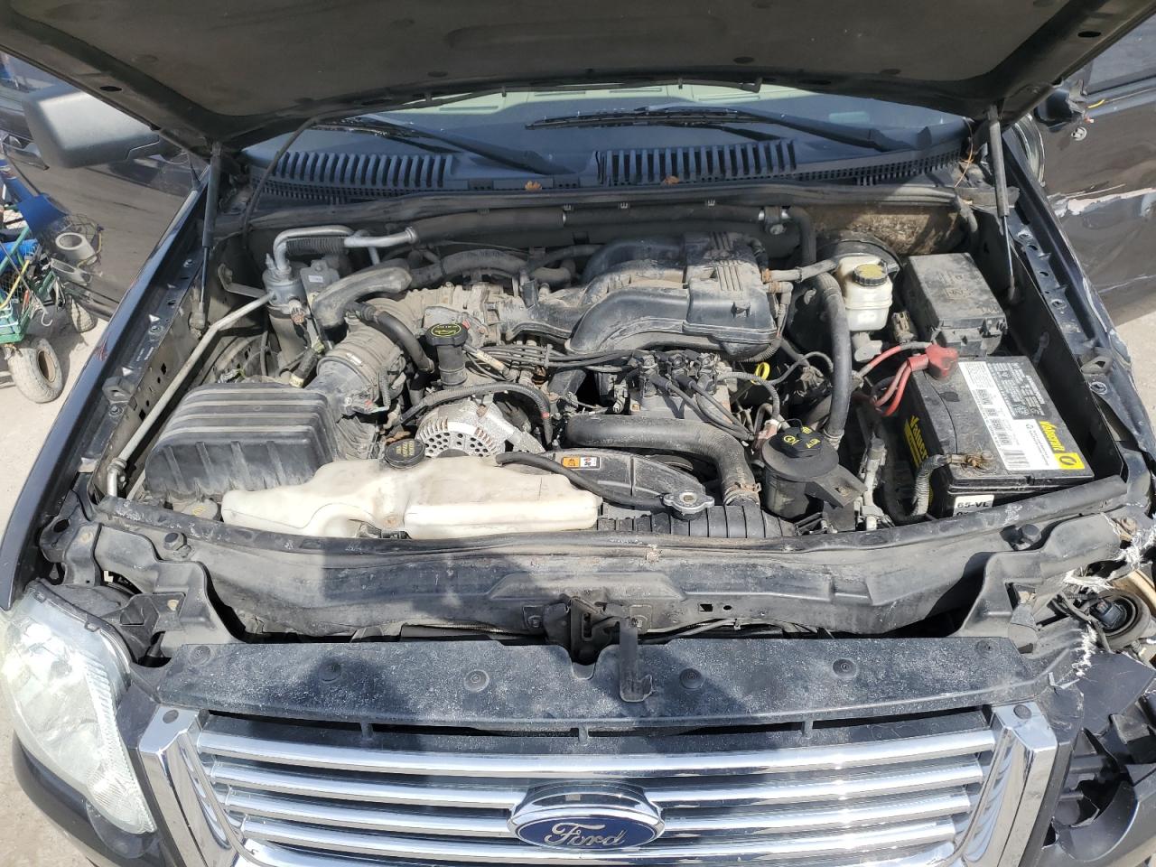 2007 Ford Explorer VIN 1FMEU73E27UB88111 Copart auction photo, front end / side damage thumbnail 12