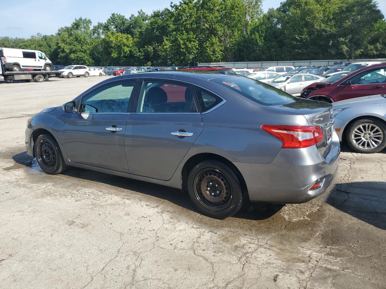 2017 Nissan Sentra VIN 3N1AB7AP0HL704557 Copart auction photo, front end damage thumbnail 2