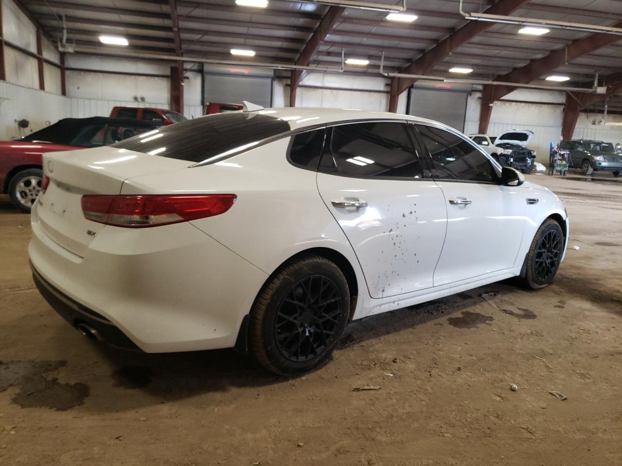 2016 KIA Optima VIN 5XXGU4L36GG074600 Copart auction photo, front end / side damage thumbnail 3