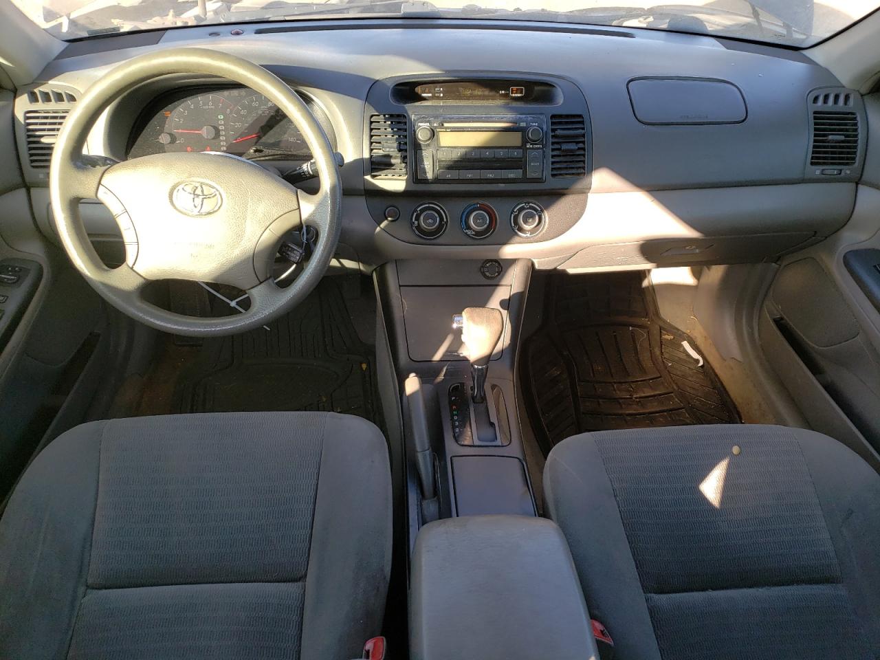 2005 Toyota Camry VIN 4T1BE32K95U970161 Copart auction photo, side / front end damage thumbnail 8