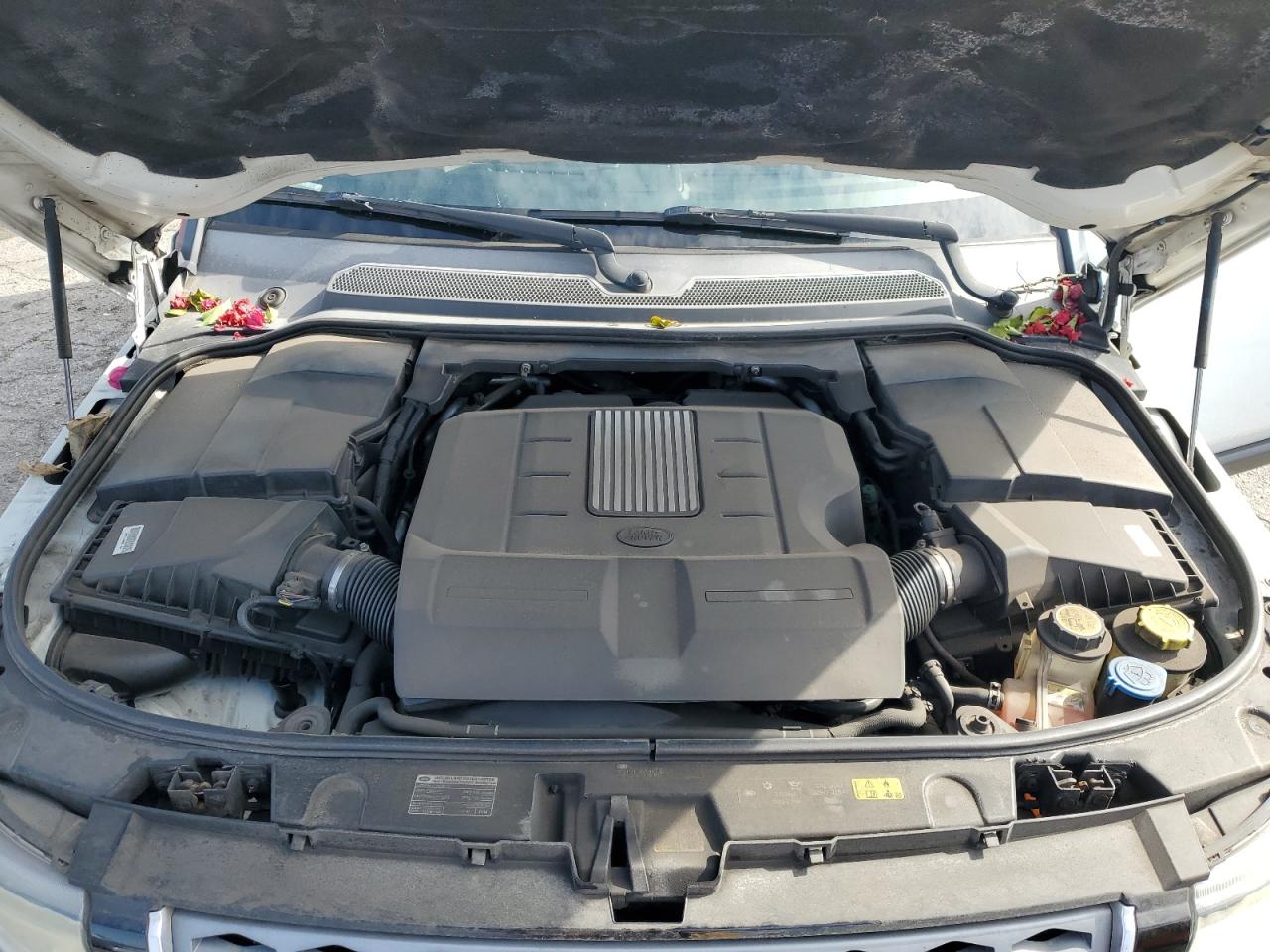 2015 Land Rover LR4 VIN SALAG2V62FA747698 Copart auction photo, minor dent/scratches damage thumbnail 12