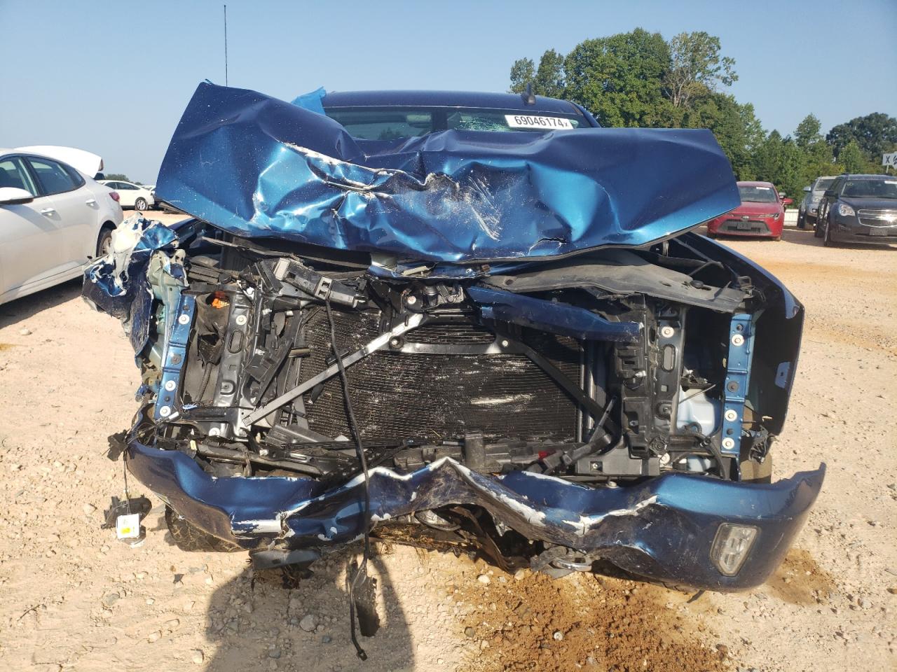 2017 Chevrolet Silverado VIN 3GCUKREC8HG388606 Copart auction photo, front end damage thumbnail 5