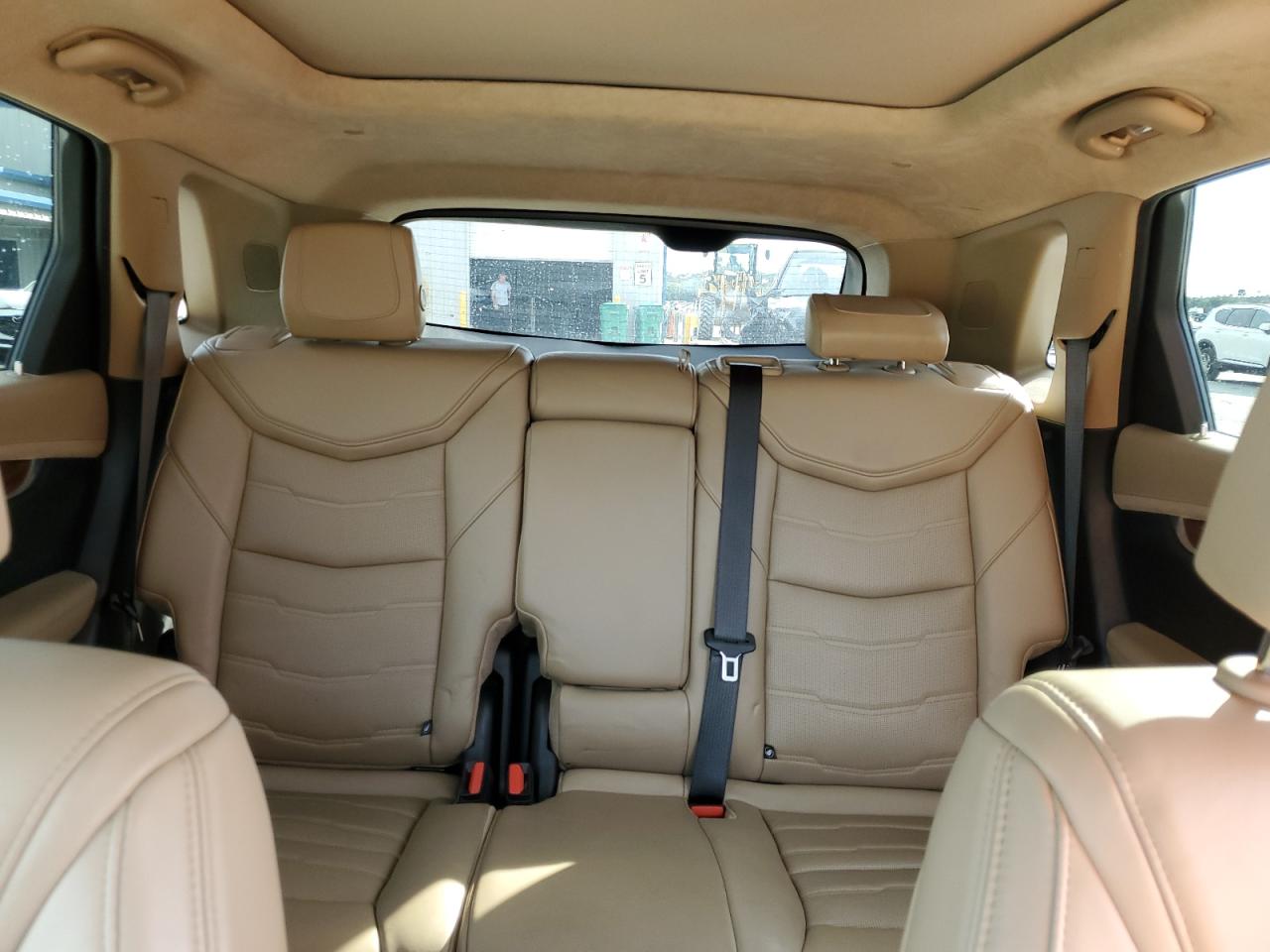 2019 Cadillac XT5 VIN 1GYKNGRS1KZ119241 Copart auction photo, front end / minor dent/scratches damage thumbnail 10