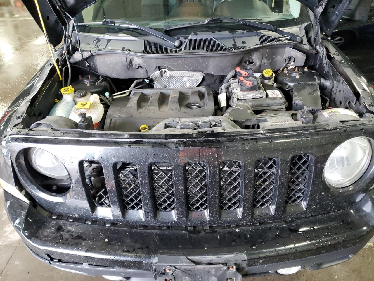 2014 Jeep Liberty (Patriot) VIN 1C4NJRCB4ED728683 Copart auction photo, front end damage thumbnail 13