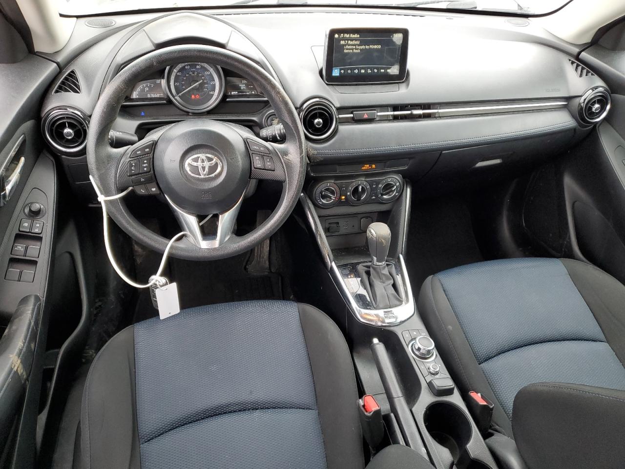 2018 Toyota Yaris VIN 3MYDLBYV4JY316661 Copart auction photo, side / rear end damage thumbnail 8