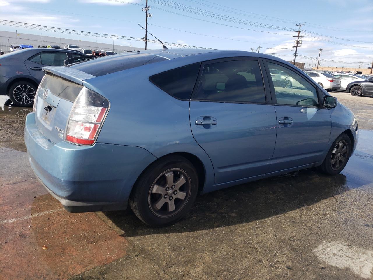 2004 Toyota Prius VIN JTDKB20U140111826 Copart auction photo, all over damage thumbnail 3
