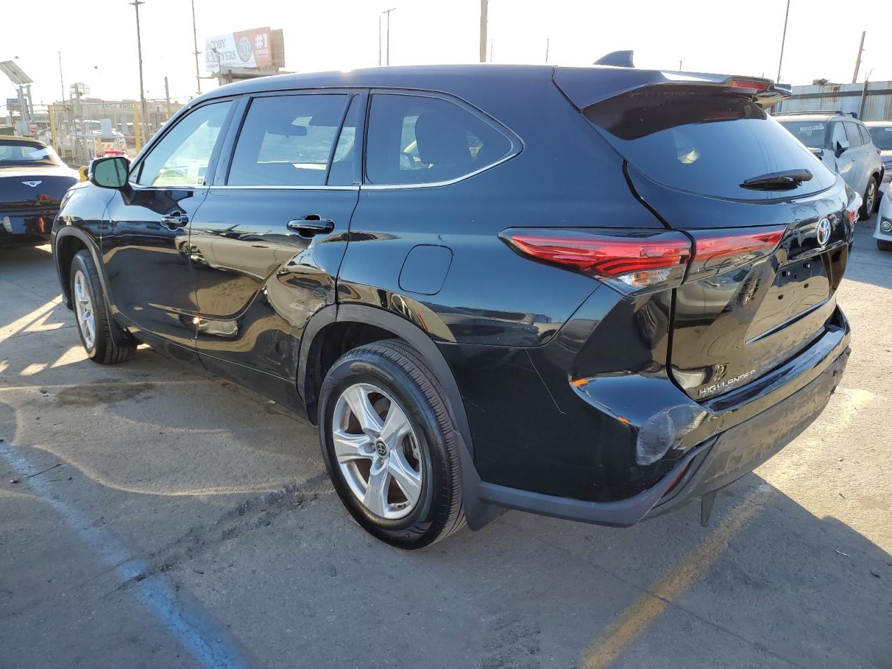 2021 Toyota Highlander VIN 5TDCZRAH8MS517416 Copart auction photo, side / rear end damage thumbnail 2