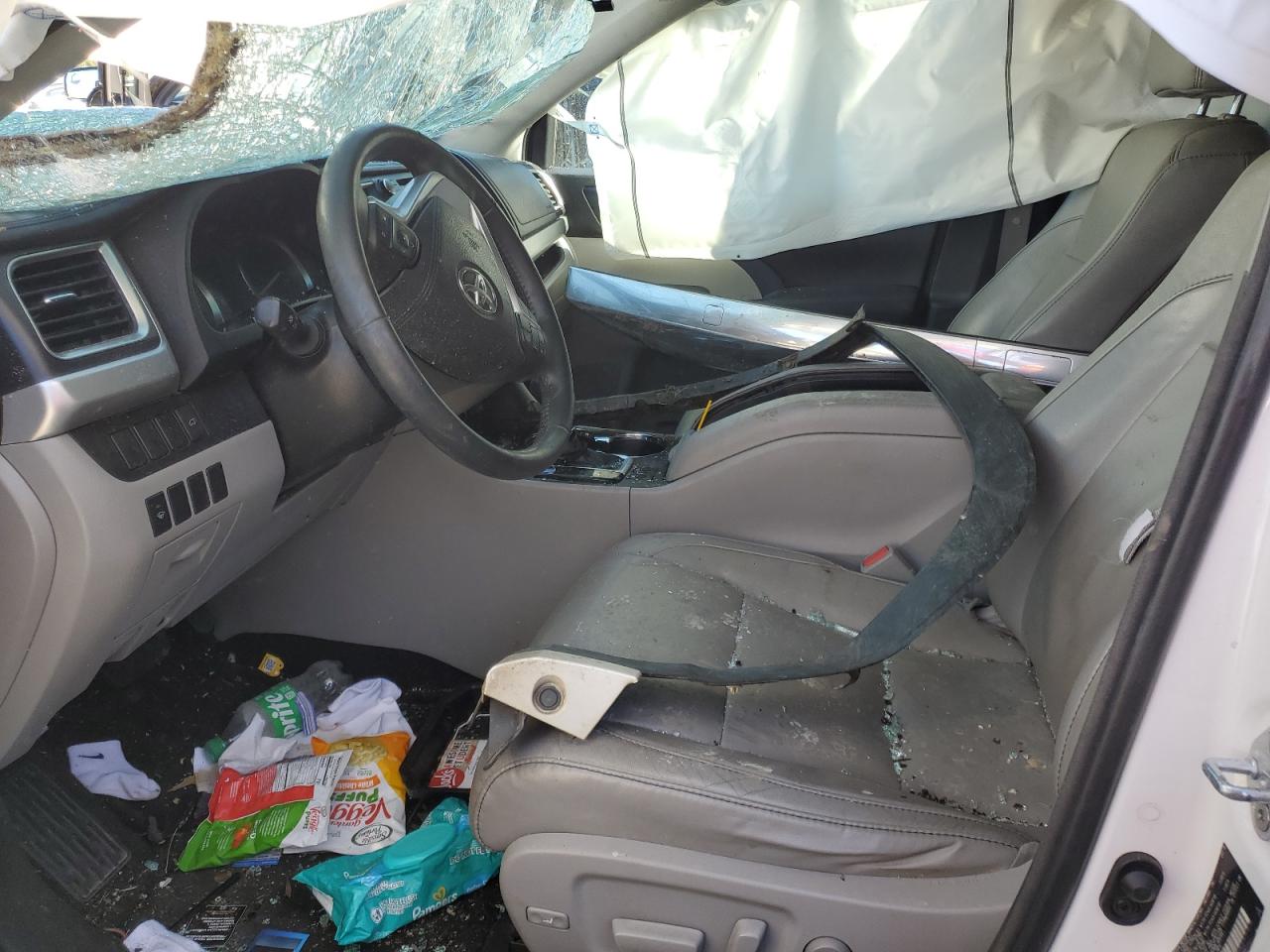 2016 Toyota Highlander VIN 5TDKKRFH9GS153200 Copart auction photo, rollover damage thumbnail 7