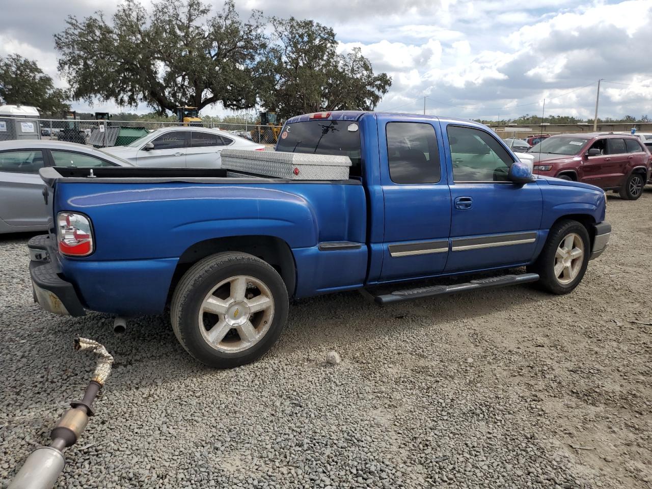 2003 Chevrolet Silverado VIN 1GCEC19T43Z160222 Copart auction photo, water/flood damage thumbnail 3