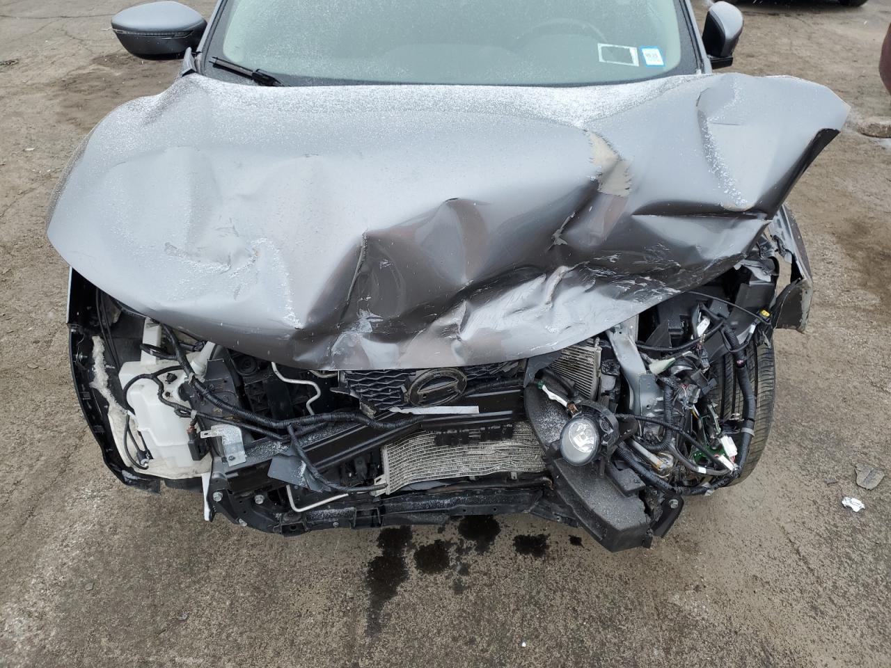2018 Nissan Rogue VIN JN1BJ1CRXJW200522 Copart auction photo, front end / minor dent/scratches damage thumbnail 12