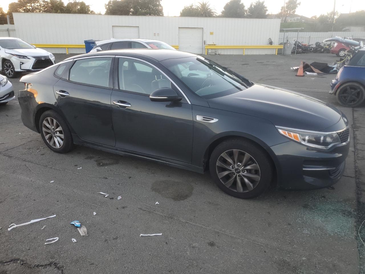 2016 KIA Optima VIN 5XXGU4L30GG091036 Copart auction photo, rear end damage thumbnail 4