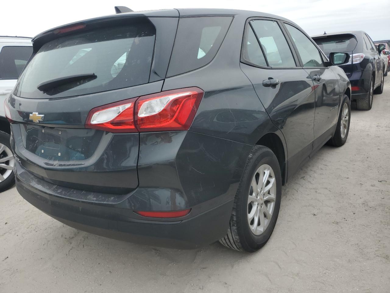 2021 Chevrolet Equinox VIN 2GNAXHEVXM6119164 Copart auction photo, water/flood damage thumbnail 3