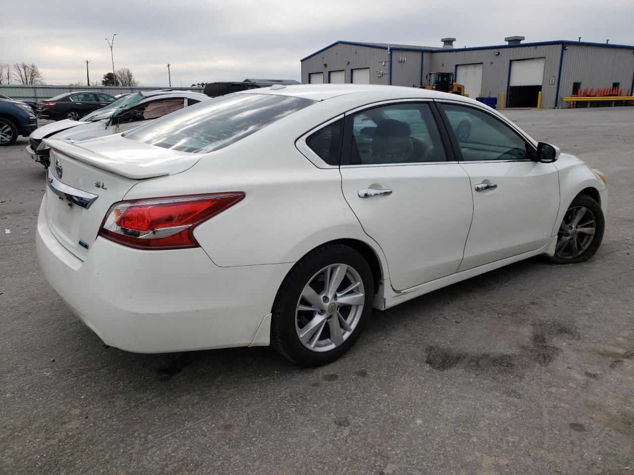 2013 Nissan Altima VIN 1N4AL3AP6DC157129 Copart auction photo, side / front end damage thumbnail 3