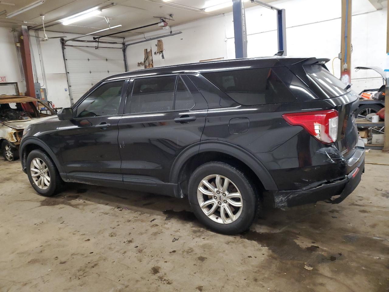 2020 Ford Explorer VIN 1FM5K8AWXLGC63556 Copart auction photo, rear end damage thumbnail 2