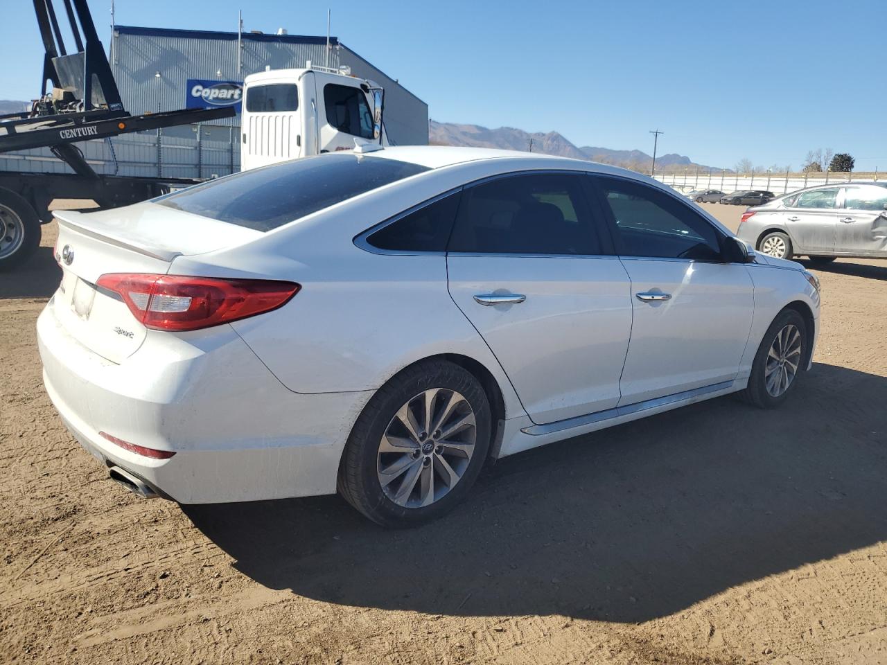 2015 Hyundai Sonata VIN 5NPE34AFXFH095752 Copart auction photo, front end damage thumbnail 3