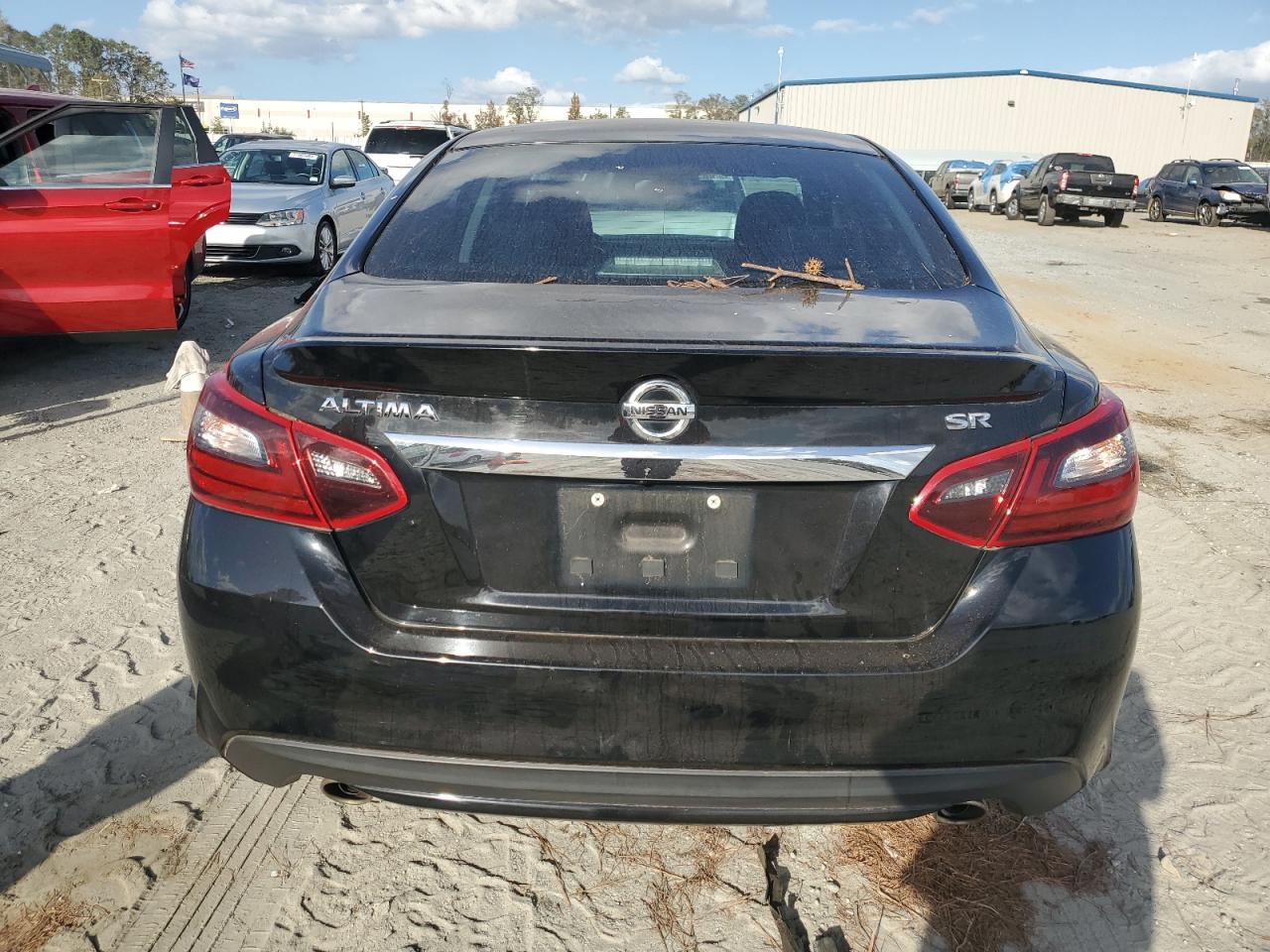 2017 Nissan Altima VIN 1N4AL3AP5HC117596 Copart auction photo, front end damage thumbnail 6