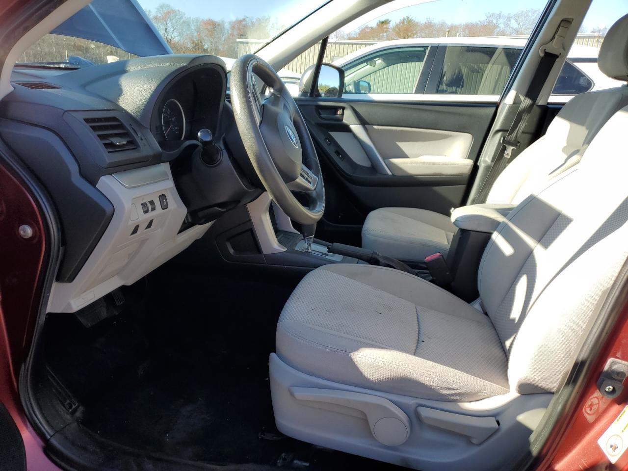 2015 Subaru Forester VIN JF2SJABC6FH494802 Copart auction photo, front end / minor dent/scratches damage thumbnail 7