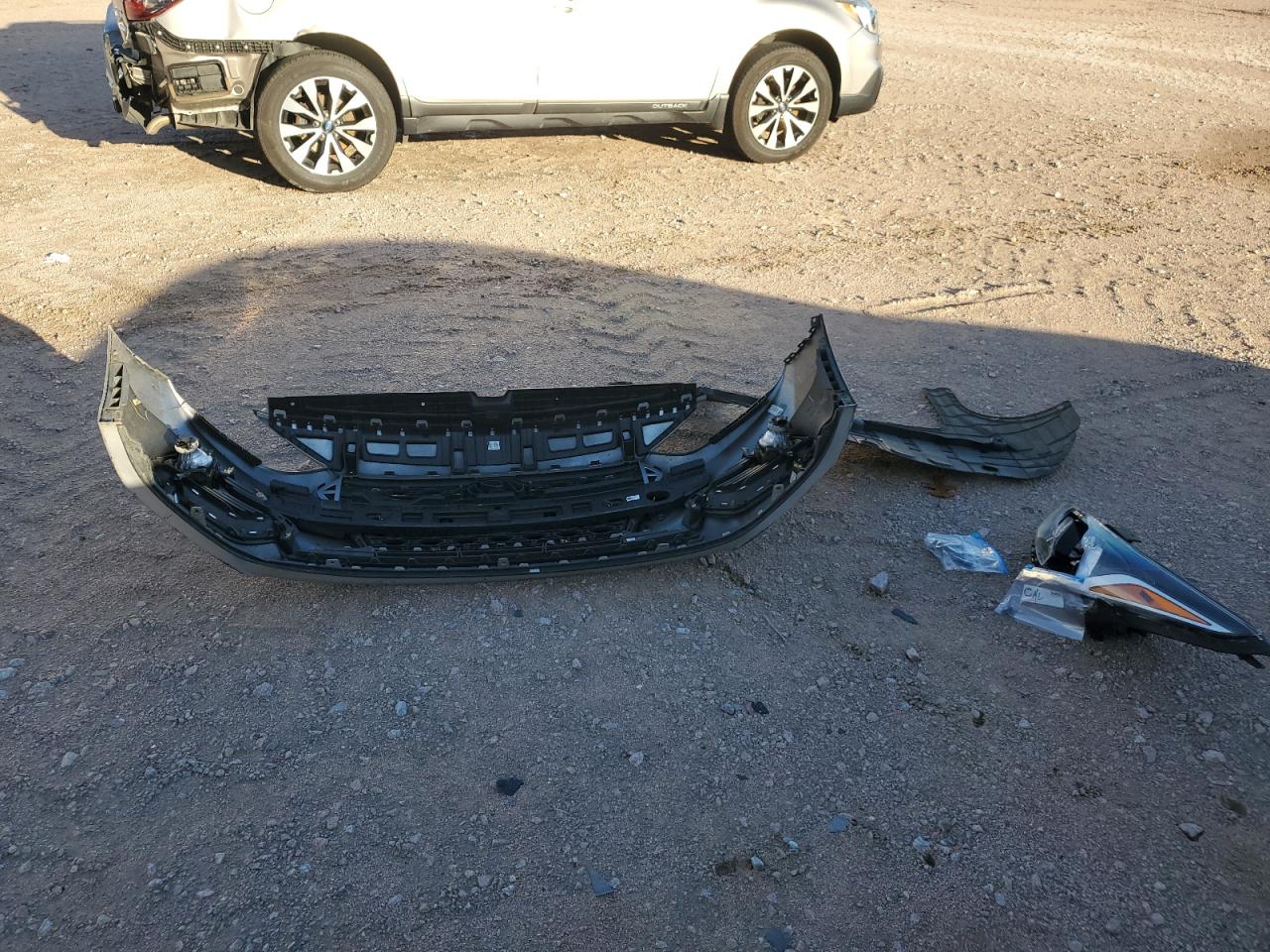 2022 Hyundai Accent VIN 3KPC24A6XNE164727 Copart auction photo, front end / side damage thumbnail 12