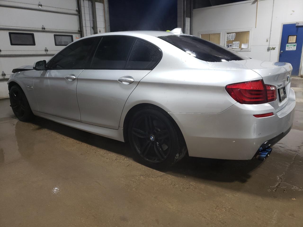 2013 BMW 5er VIN WBAFU9C56DDY72558 Copart auction photo, front end damage thumbnail 2