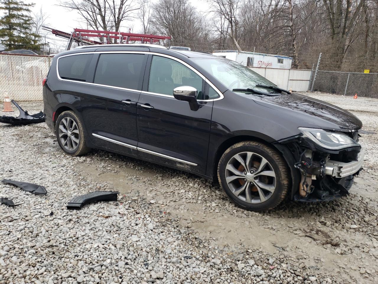 2017 Chrysler Pacifica VIN 2C4RC1GG4HR659756 Copart auction photo, front end damage thumbnail 4